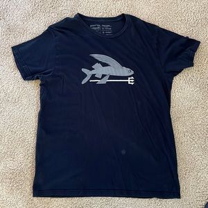 XL (slim fit) Patagonia T-shirt